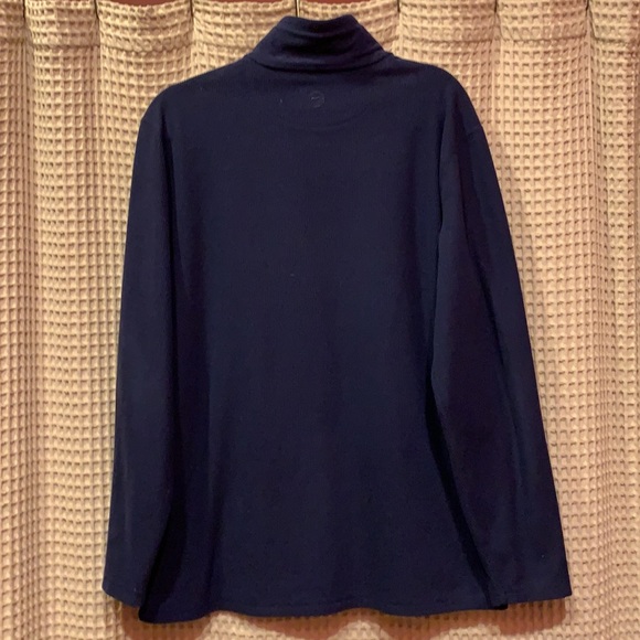 ⚜️ EUC MAGELLAN monogramed waffle textured pullover with {mCr} size Med - Picture 3 of 6